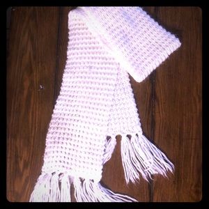 Knit scarf